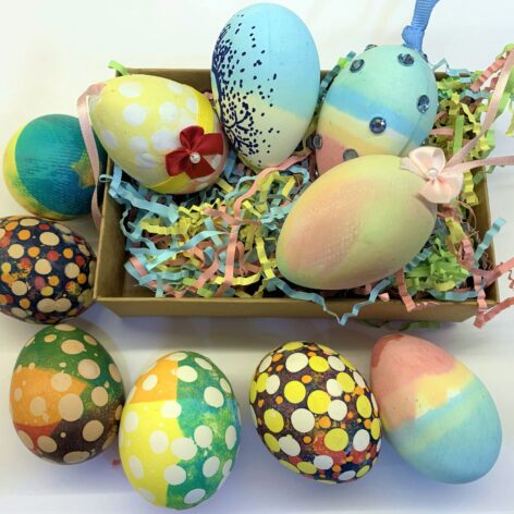 Krapanka: Ukrainian Easter Egg Decorating